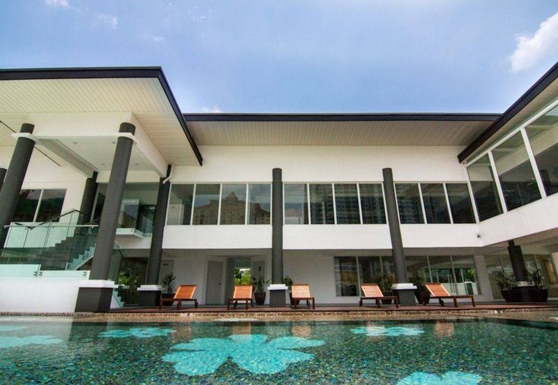 Royalle Condominium @ North Kiara