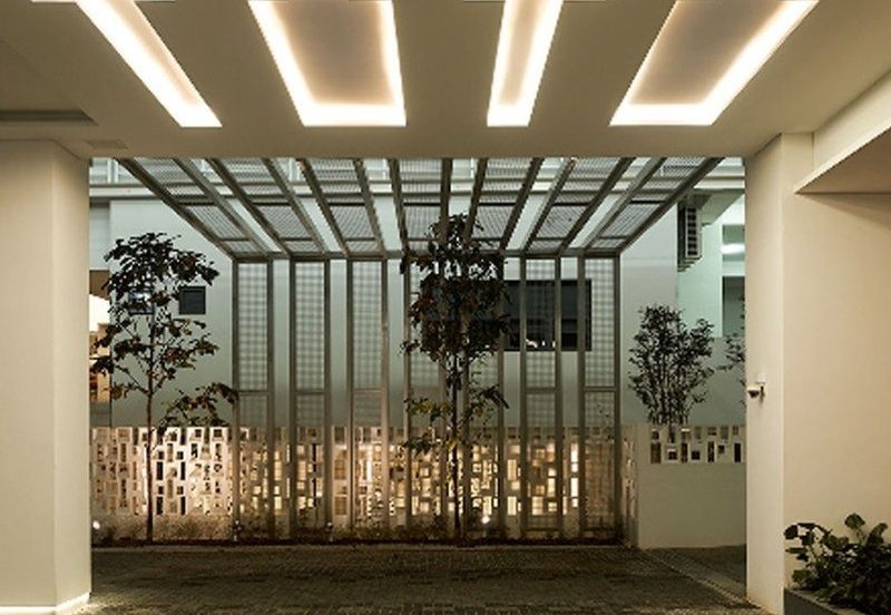 Six Ceylon (6 Ceylon)