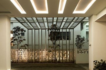 Six Ceylon (6 Ceylon)