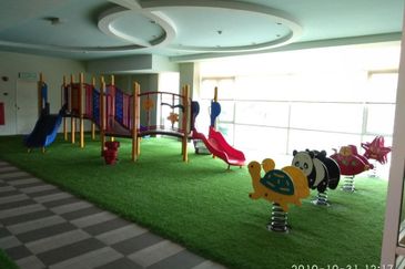 Royal Domain Sri Putramas II