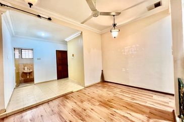 Jalan Suasana @ Tun Hussein Onn