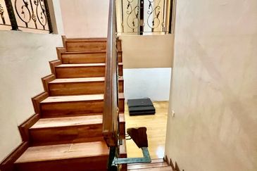 Jalan Suasana @ Tun Hussein Onn