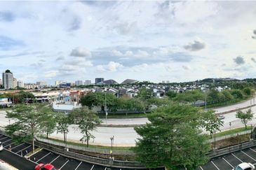 Laman Seri Business Park