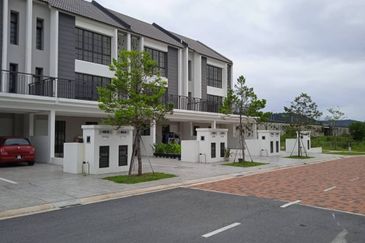 Monet Garden, Sunsuria City