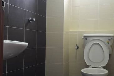 Green Suria Apartment