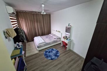 Flat PKNS @ Seksyen 6