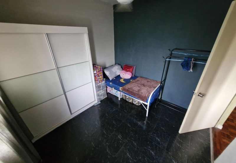 Flat PKNS @ Seksyen 6