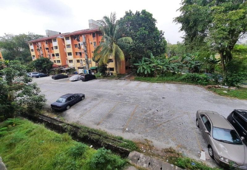 Flat PKNS @ Seksyen 6