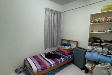 Vista Pinggiran, Taman Pinggiran Putra