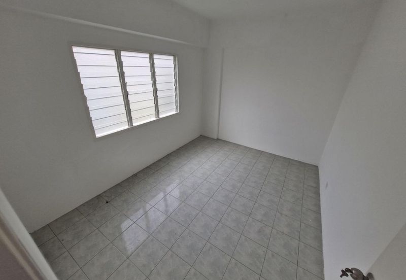 Pangsapuri Angsana USJ 1