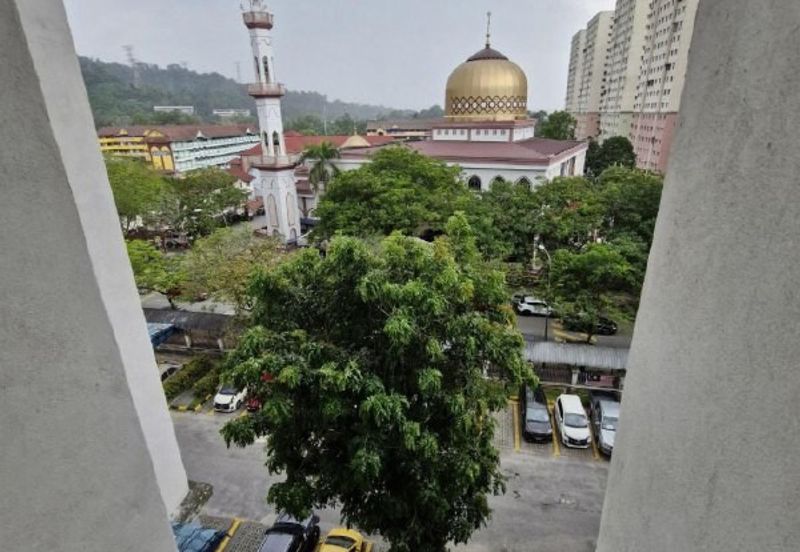 Tasik Heights Apartment