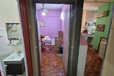 Tasik Heights Apartment