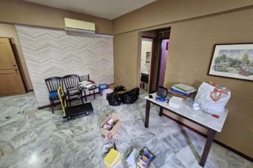 Tasik Heights Apartment