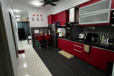 Residensi Bistaria, Ukay Bistari