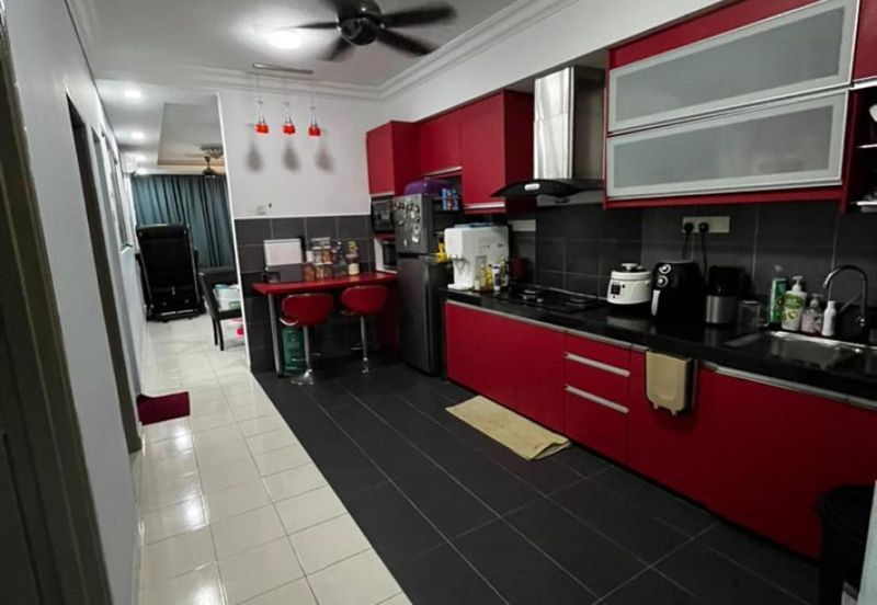 Residensi Bistaria, Ukay Bistari