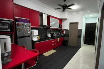 Residensi Bistaria, Ukay Bistari