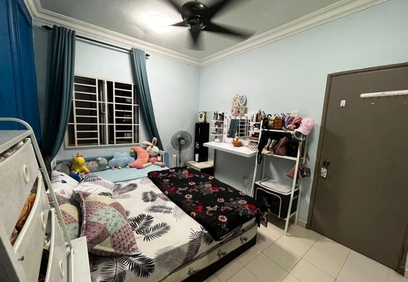 Residensi Bistaria, Ukay Bistari