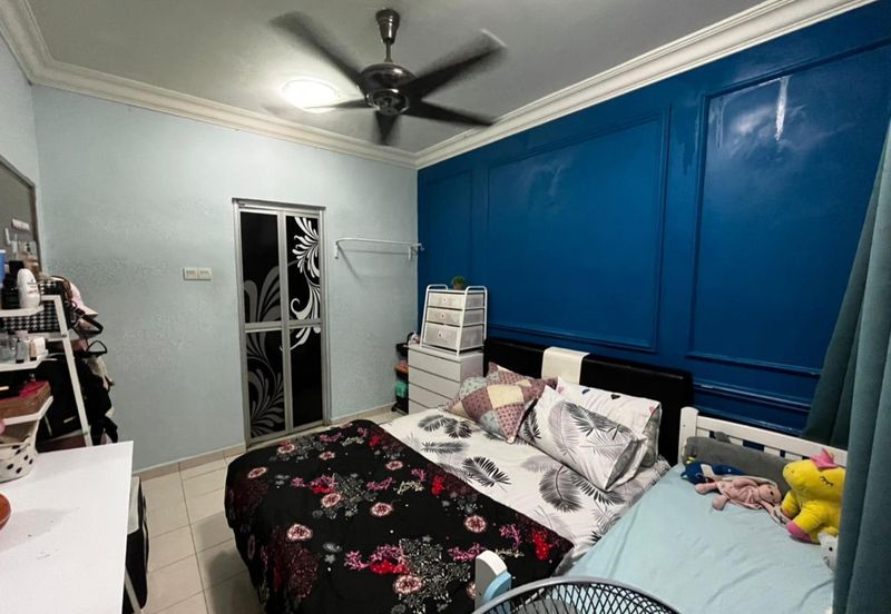 Residensi Bistaria, Ukay Bistari