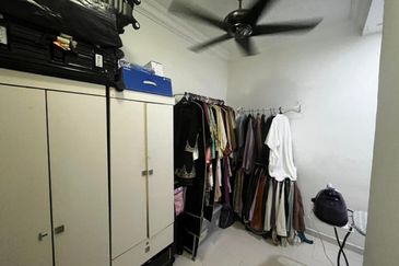 Residensi Bistaria, Ukay Bistari