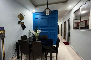 Residensi Bistaria, Ukay Bistari