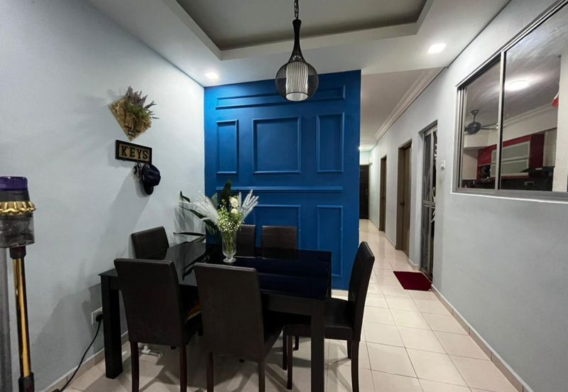 Residensi Bistaria, Ukay Bistari