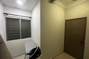 Residensi Bistaria, Ukay Bistari