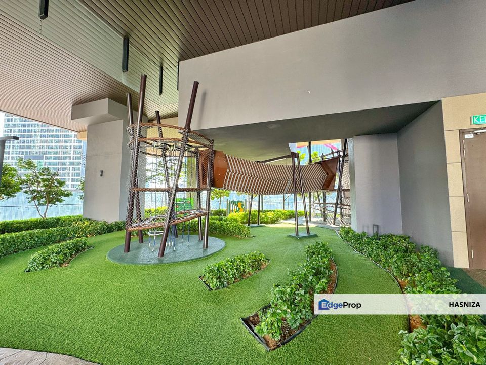 Sale Axon Bukit Bintang Dual Keys Non Bumi 651sf rm800k 1r2b2p, Kuala Lumpur, Bukit Bintang