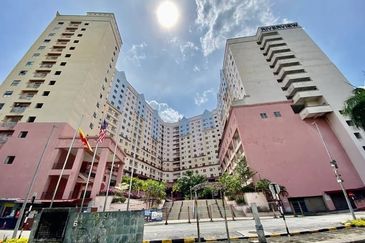 Pangsapuri Servis Brunsfield For Sale Jalan Yoga For Sale Shah Alam For Sale