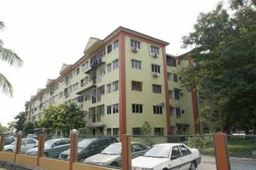 Pangsapuri Sri Anggerik For Sale Jalan Bandar Puchong Jaya For Sale