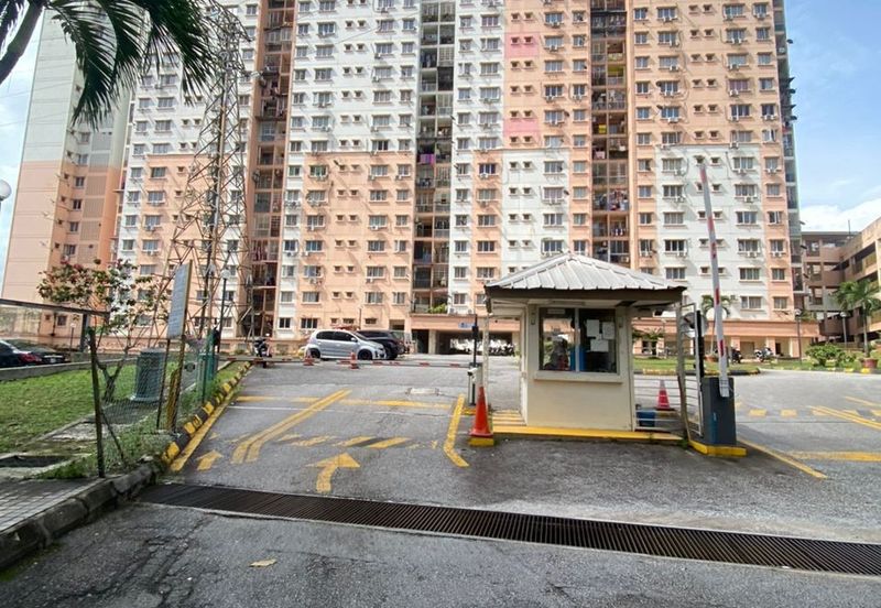 Pangsapuri Jati Selatan