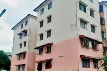 Pangsapuri Baiduri, Bandar Tasik Kesuma