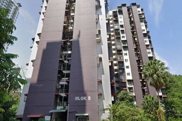 Kondo Rakyat (Desa Pantai Flat)