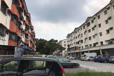 Blok LC3A For Sale Jalan PJS For Sale Taman Sri Manja For Sale