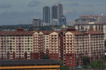 Flat Jalan PJS Block 5 @ Desa Mentari For Sale Petaling Jaya For Sale