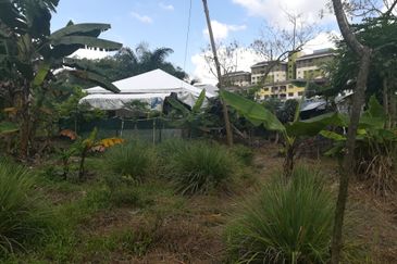 Pantai Dalam Kampung Kerinchi