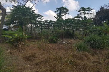 Pantai Dalam Kampung Kerinchi