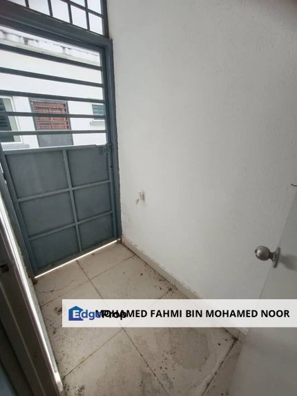 Double Storey Corner Taman Kristal 3 Dengkil, Selangor, Dengkil