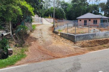 Agriculture Land Air Paabas,Alor Gajah Melaka