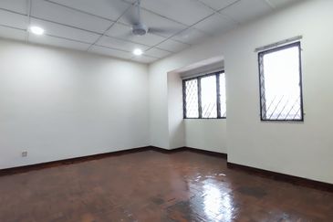 Taman Seri Keramat AU4