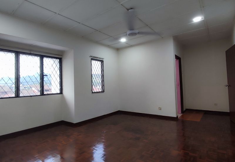 Taman Seri Keramat AU4