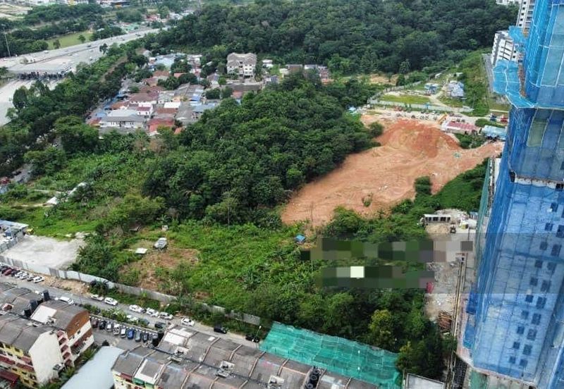 Pantai Dalam Kampung Kerinchi