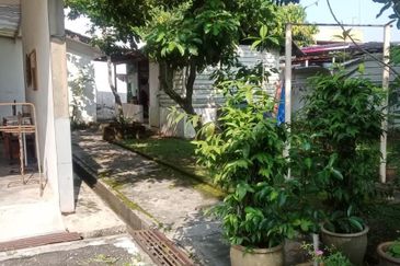 Kampung Datuk Keramat