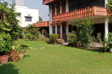 Kampung Datuk Keramat