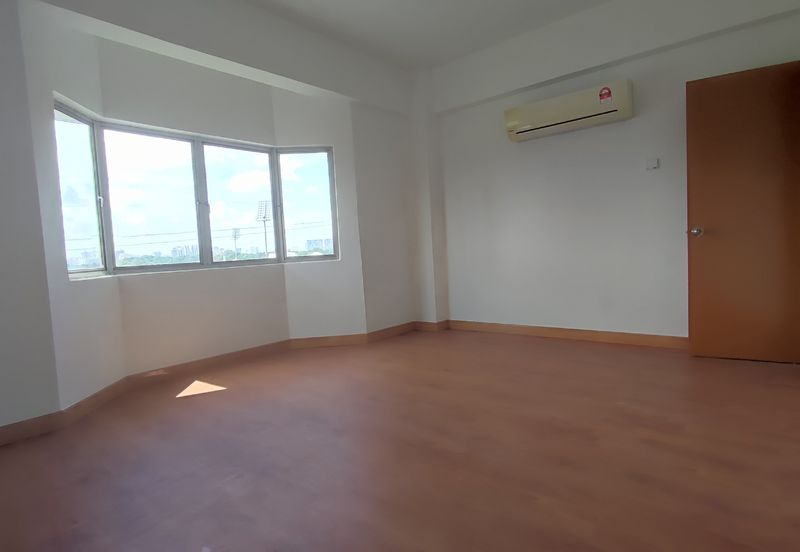 Tiara Kelana Condominium