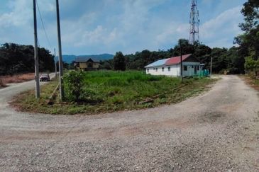 Kampung Jenderam Hulu
