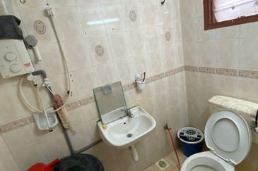 Subang Perdana Goodyear Court 10