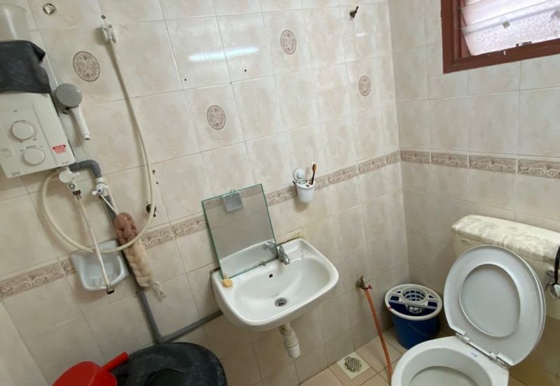 Subang Perdana Goodyear Court 10