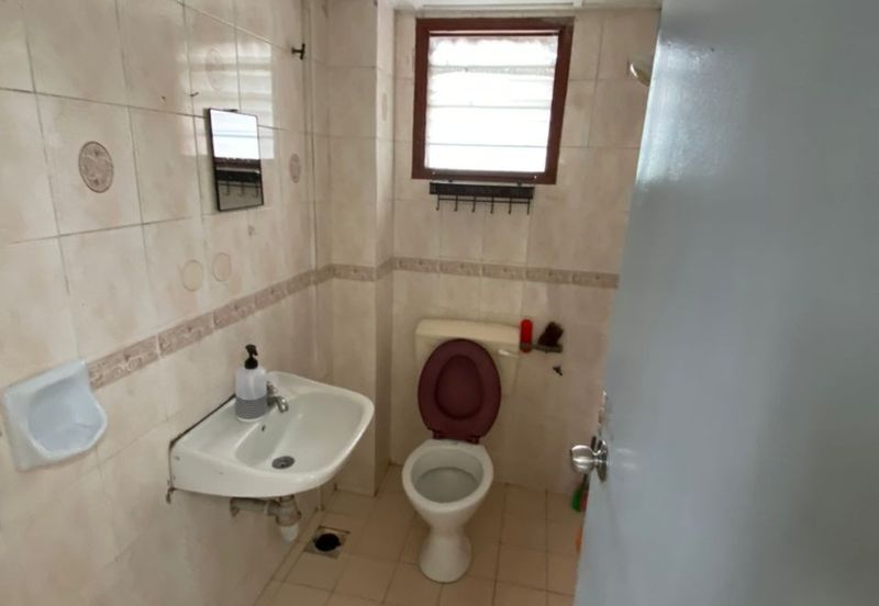 Subang Perdana Goodyear Court 10