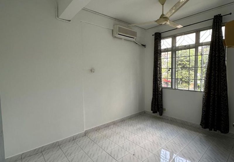 Subang Perdana Goodyear Court 10