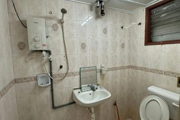 Subang Perdana Goodyear Court 10